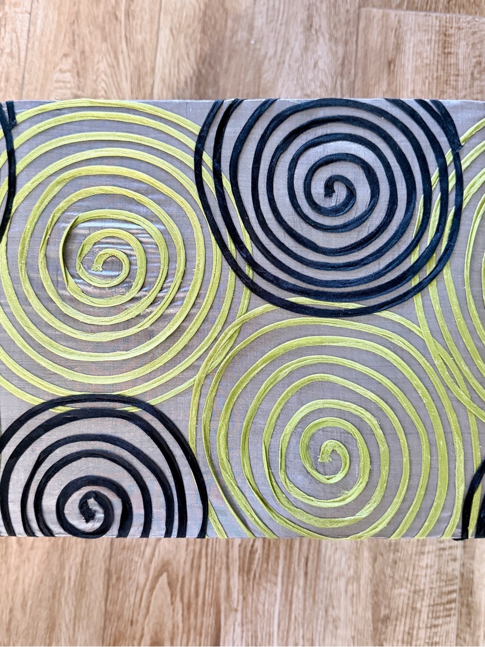 ARTERIORS Lime Green and Black Spiral Satin Lamp Shade